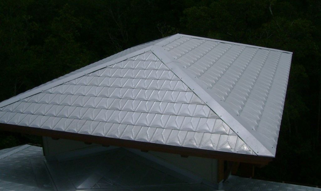 local roofer local contractor